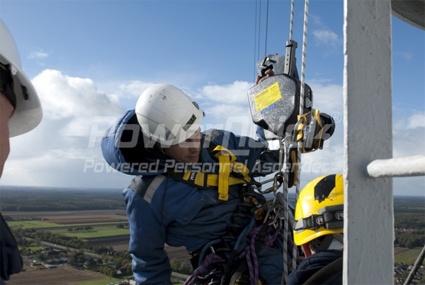 北京凌天成為 美國Power quick  公司 自動升降機(jī) 一級代理